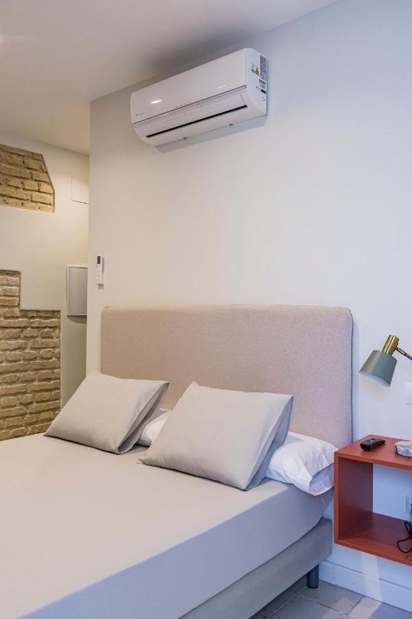 Valentin Suites Малага Экстерьер фото
