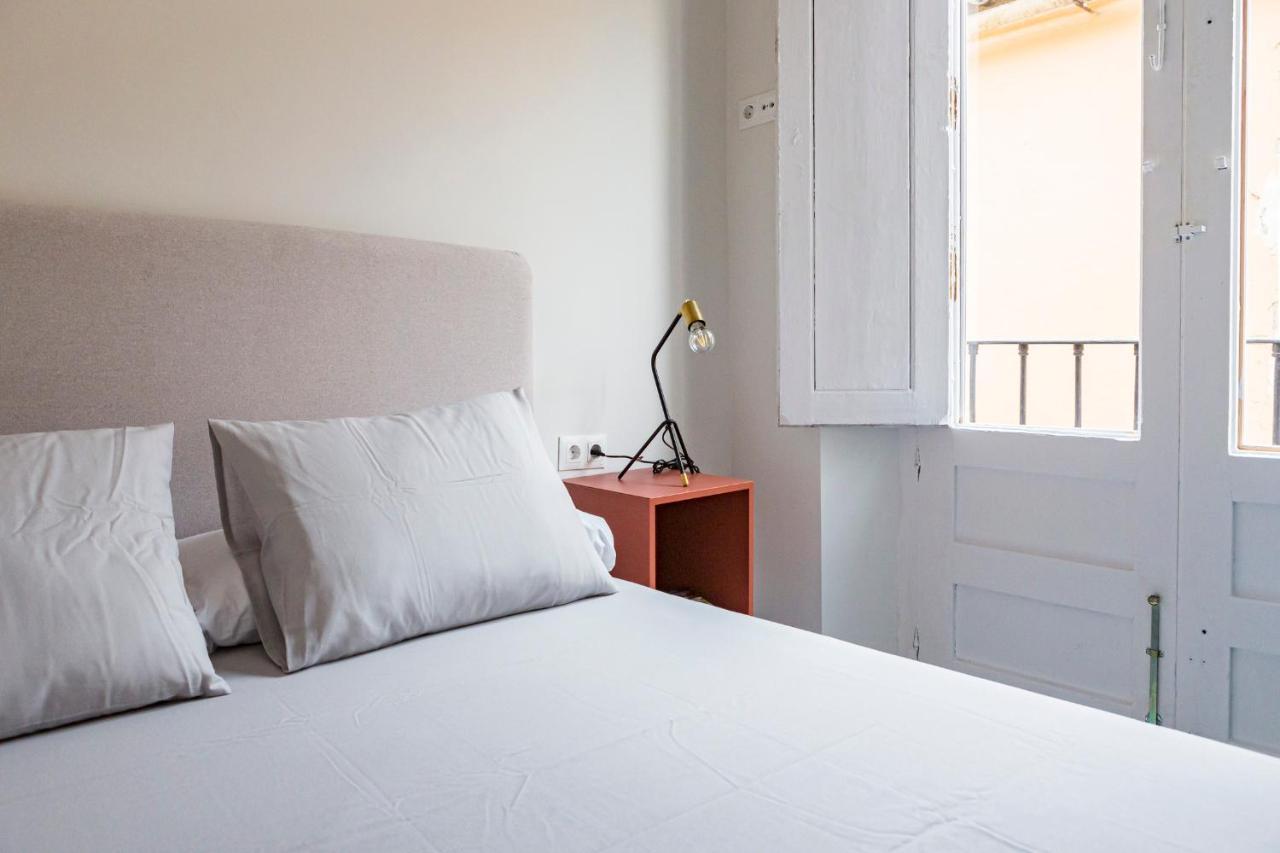 Valentin Suites Малага Экстерьер фото