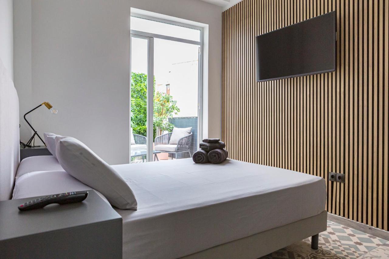 Valentin Suites Малага Экстерьер фото