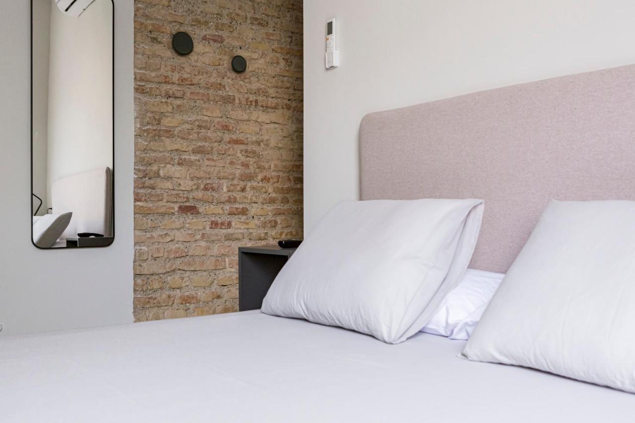 Valentin Suites Малага Экстерьер фото