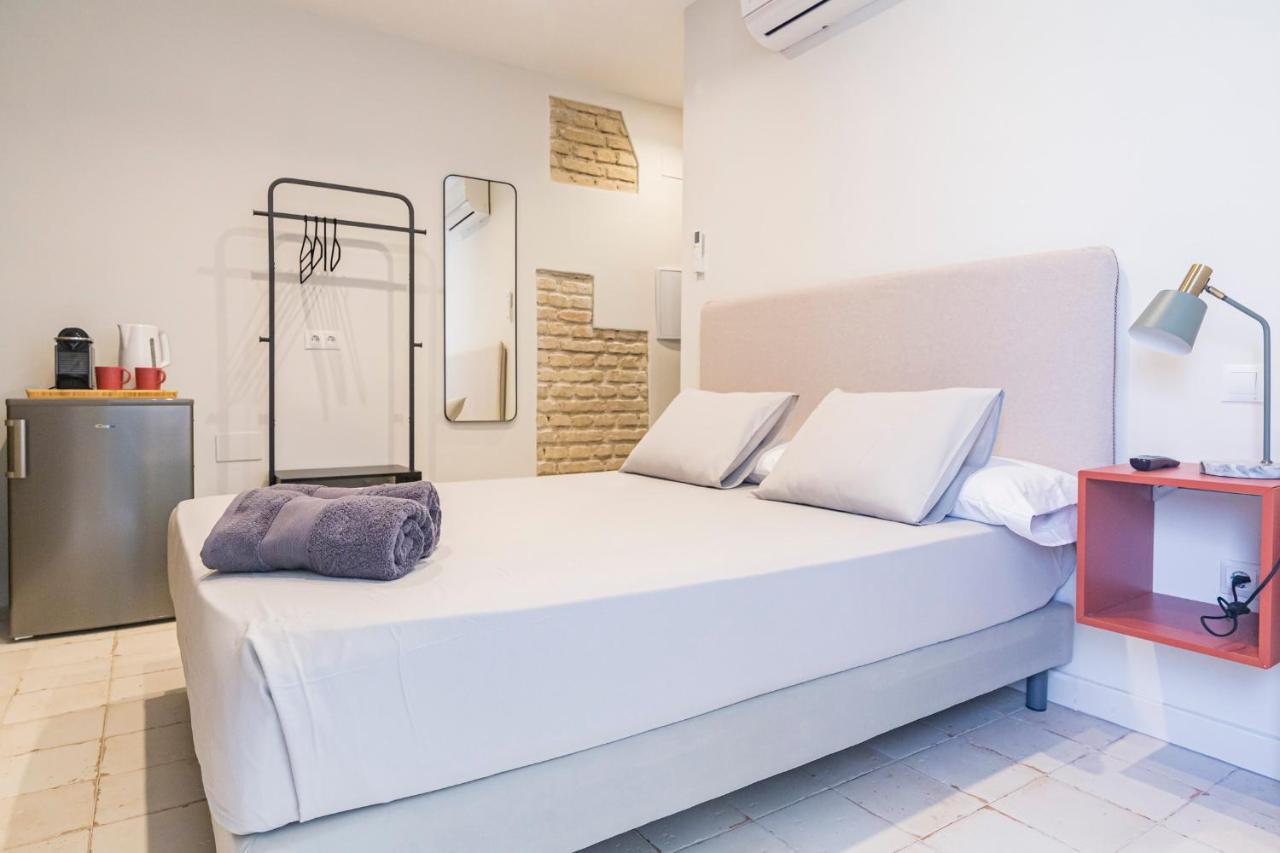 Valentin Suites Малага Экстерьер фото